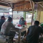 Komsos Dengan Warga, Babinsa Koramil 06/Kota juga Rutin Pantau Wilayah Binaan